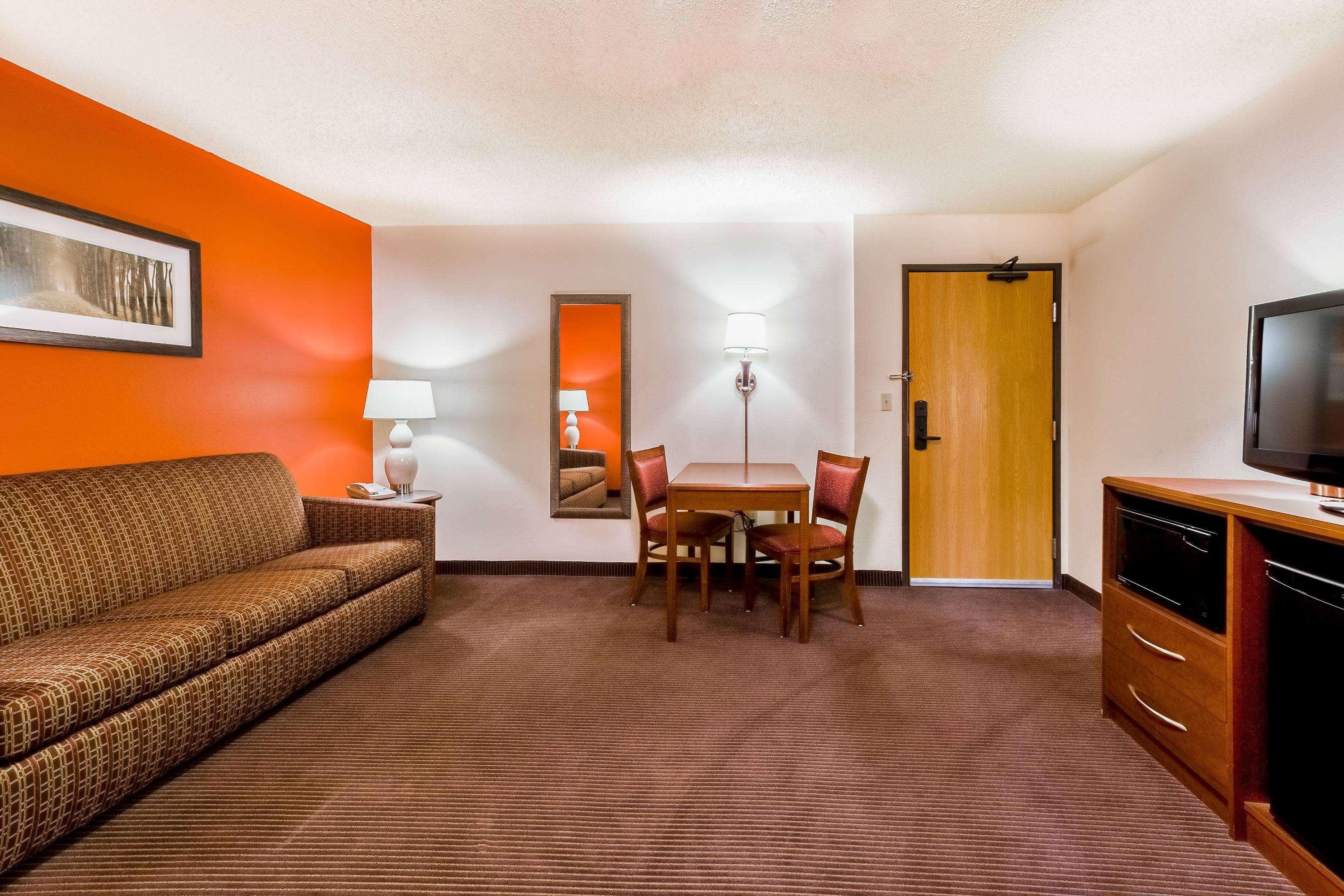 Americinn By Wyndham Chamberlain Conference Center Exterior photo